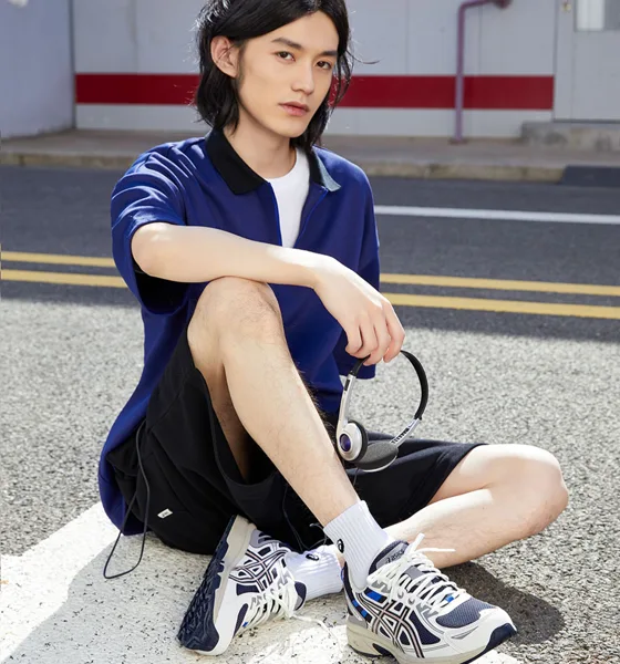 Asics 慢跑鞋-10