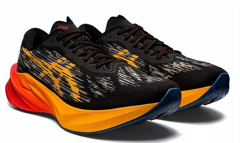 Asics Novablast 3評測